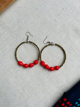 Load image into Gallery viewer, Earring Paper Bead
