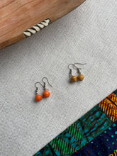 Load image into Gallery viewer, Earring Paper Bead
