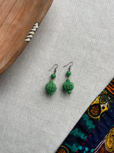 Load image into Gallery viewer, Earring - Small Knot Seed Bead (Multiple colors)
