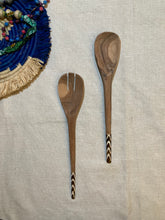 Load image into Gallery viewer, Wood Salad/ Serving Tongs
