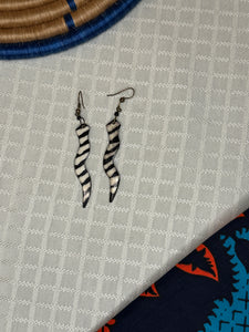 Earring: Bone Black/White Horn