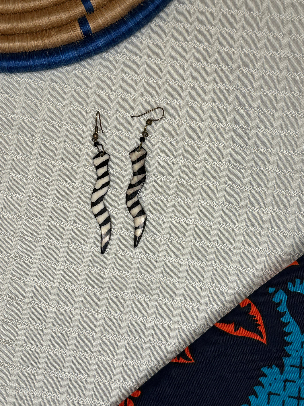 Earring: Bone Black/White Horn