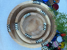 Load image into Gallery viewer, Wood Round Bowls with Bone inlay
