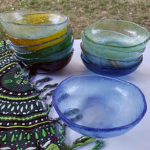 Load image into Gallery viewer, Fused Glass Bowls, Smooth 5&quot; diameter

