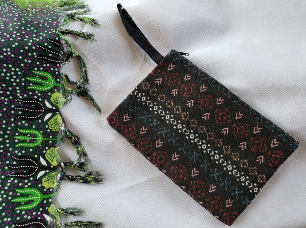 Bag:  Woven Zippered Pouch - Medium