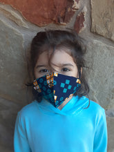Load image into Gallery viewer, Kitenge masks - Child
