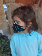 Load image into Gallery viewer, Kitenge masks - Child
