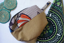 Load image into Gallery viewer, Bag: Makeup Bag with Wristlet Strap
