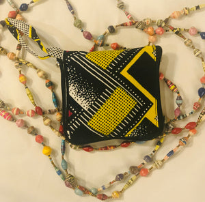 Bag: Grocery bag (Zips into compact square)