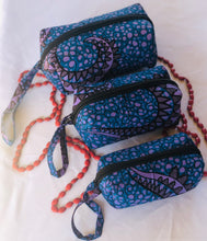 Load image into Gallery viewer, Bag: Dopp Kit/Toiletries Bag
