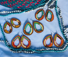 Load image into Gallery viewer, Earring - Masai

