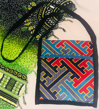 Load image into Gallery viewer, Bag: Medium Crossbody Purse
