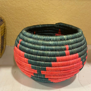 Basket - Round globe (Multiple colors)