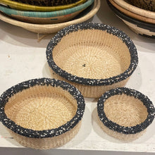 Load image into Gallery viewer, Basket - Beaded edge set
