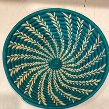 Load image into Gallery viewer, Basket - Medium (Mulitiple color variations)
